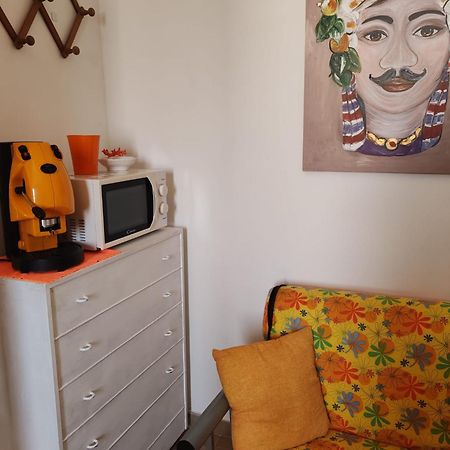 Appartement La Vecchia Badessa A Due Passi Dal Mare à Macari Extérieur photo